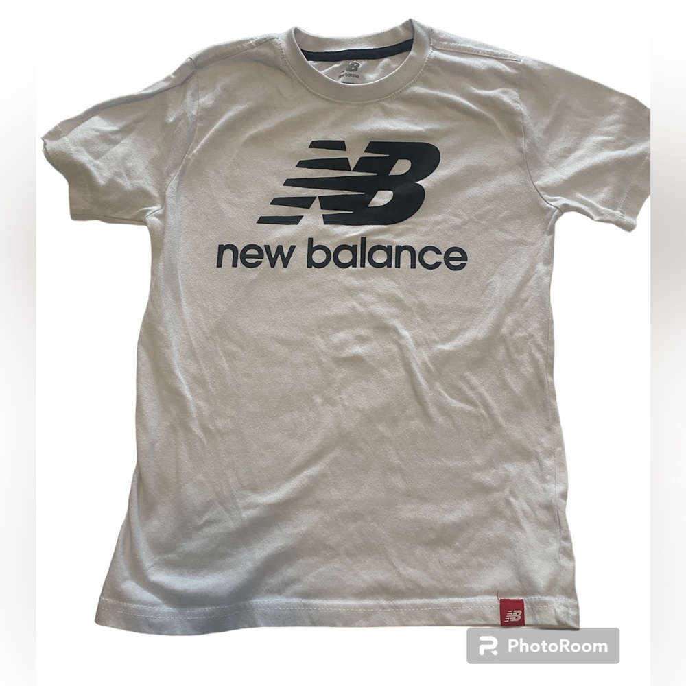 Boys New Balance t-shirt